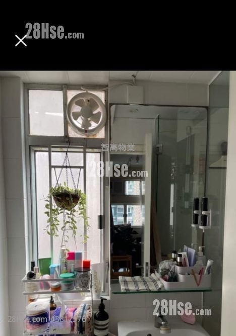 Ka Fai Court Sell Studio , 1 Bathroom 323 ft²