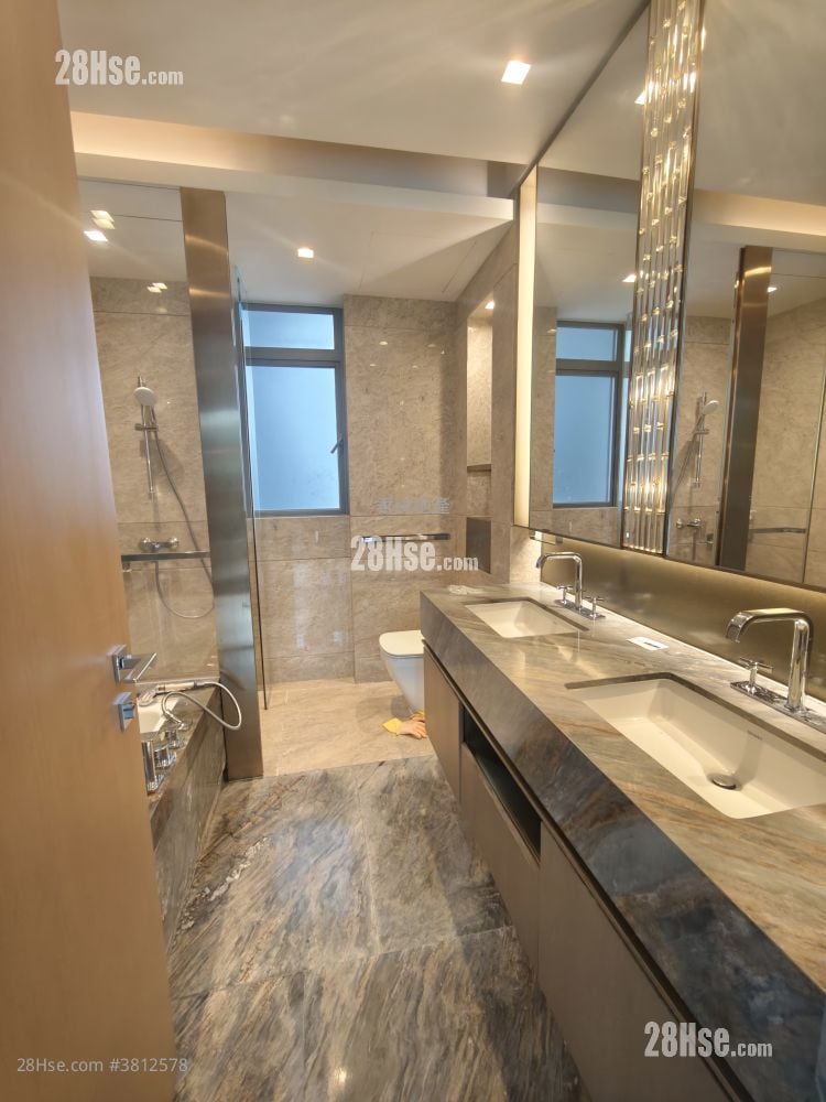 明寓 租盘 3 房 , 4 浴室 1,304 平方尺