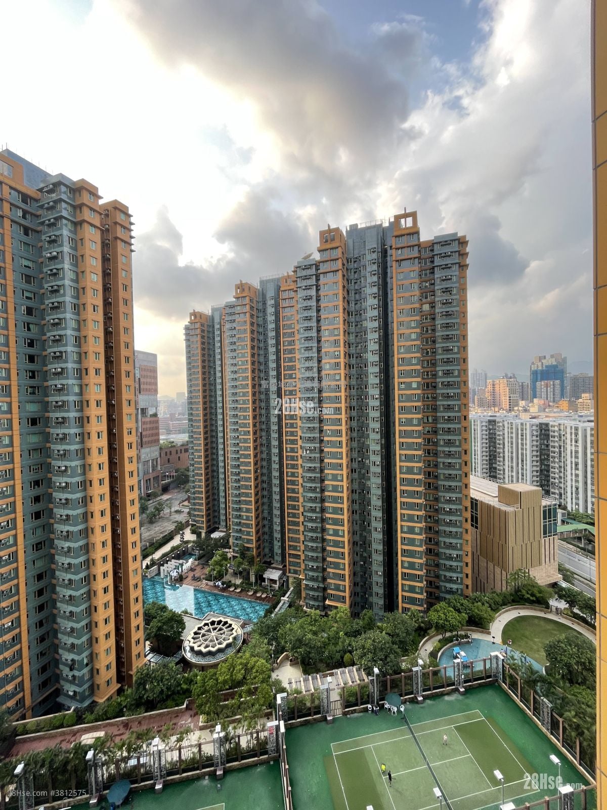 Harbour Place Sell 3 Bedrooms , 1 Bathroom 593 ft²