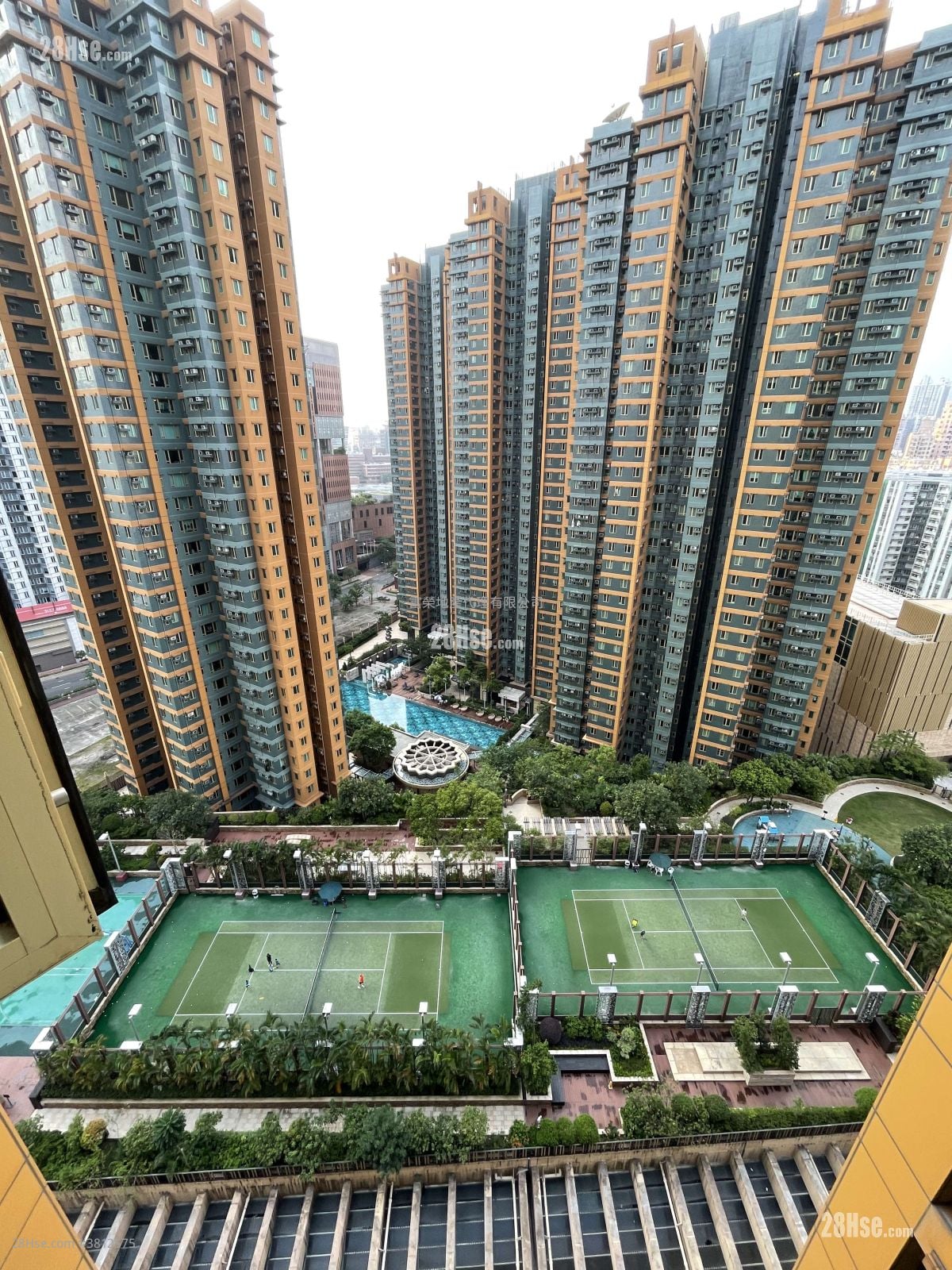 Harbour Place Sell 3 Bedrooms , 1 Bathroom 593 ft²