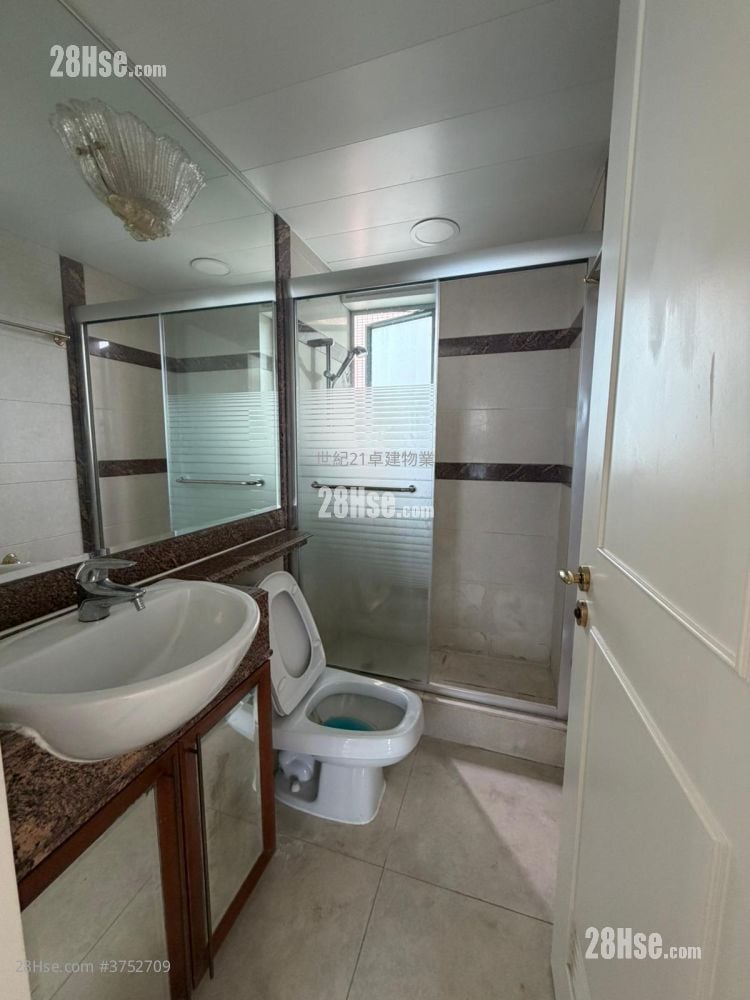 港景峰 租盤 3 房 , 2 浴室 821 平方呎