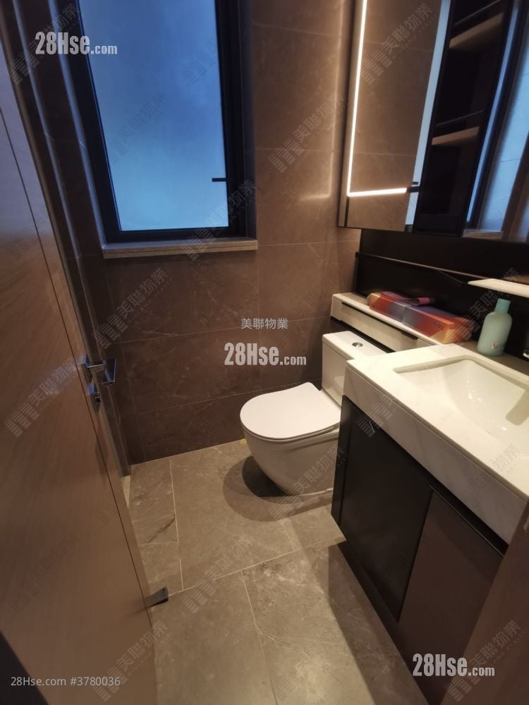 The Yoho Hub Rental 464 ft²