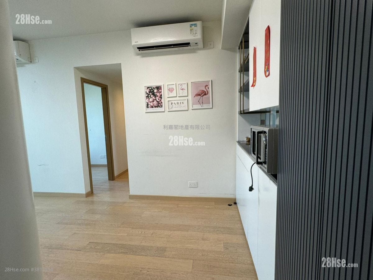 Sol City Sell 3 Bedrooms 736 ft²