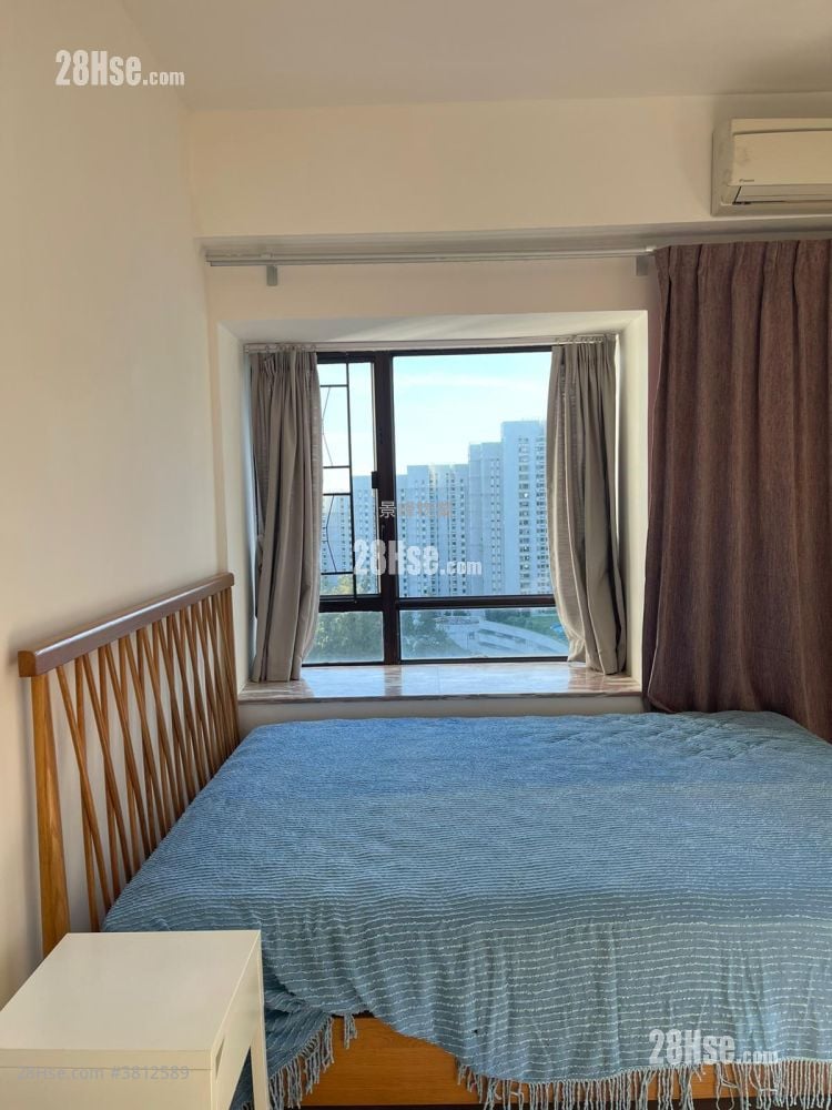 华景山庄 售盘 4 房 , 3 浴室 1,057 平方尺