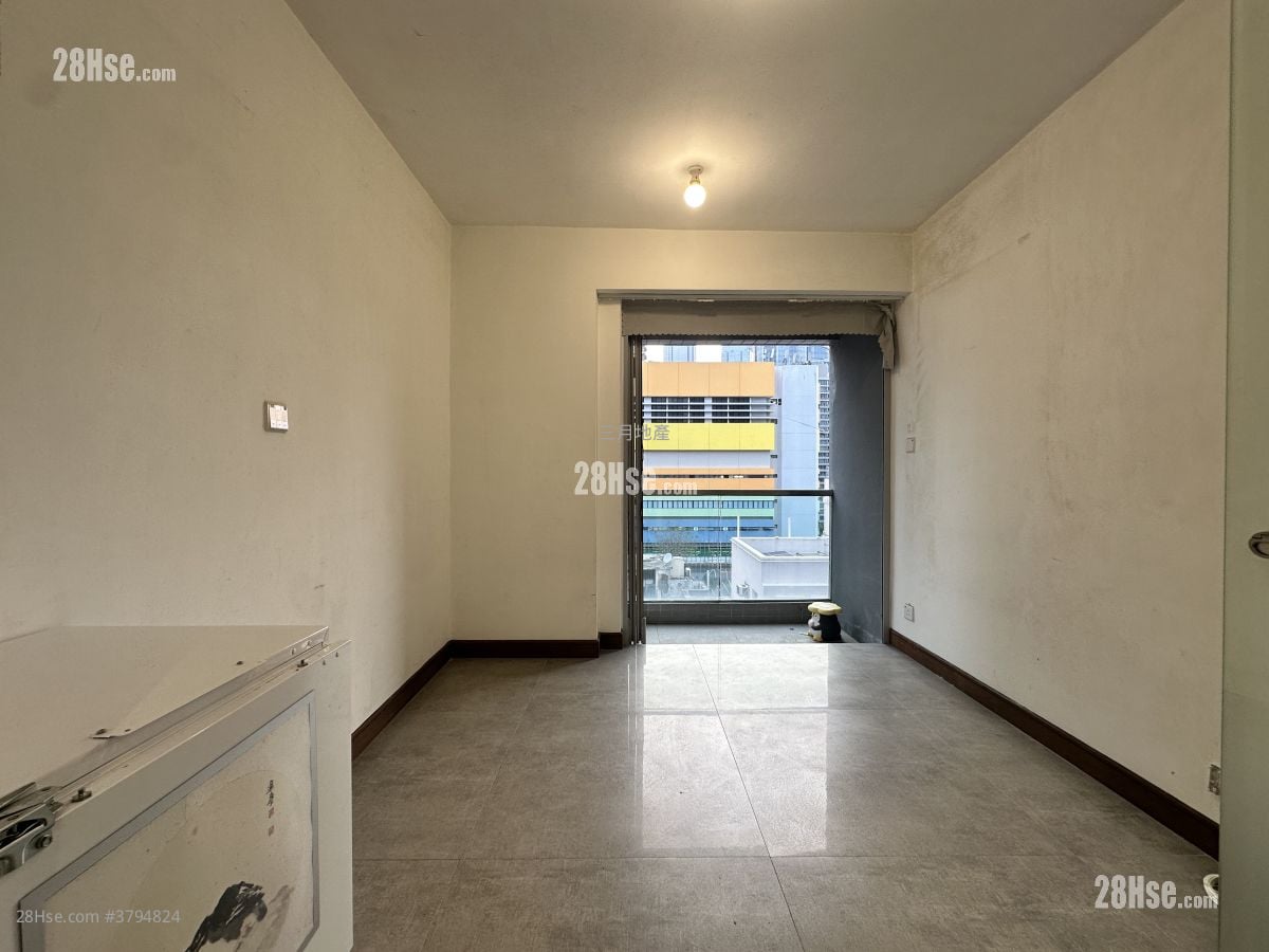 AVA62 租盘 1 浴室 200 平方尺