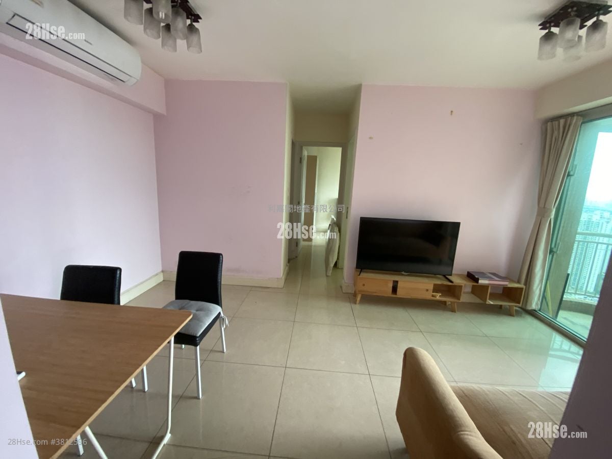 Central Park Towers Sell 2 Bedrooms 498 ft²