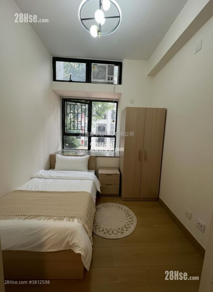 Tai Hing Gardens Sell 2 Bedrooms , 1 Bathroom 447 ft²