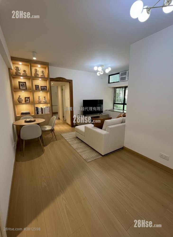 Tai Hing Gardens Sell 2 Bedrooms , 1 Bathroom 447 ft²