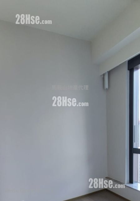 Caine Hill 租盘 1 房 , 1 浴室 289 平方尺