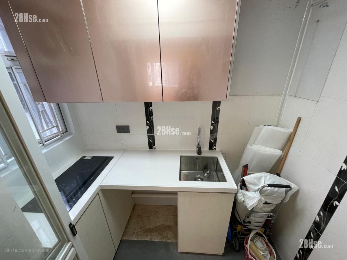 Chaton House Rental 2 Bedrooms , 1 Bathroom 409 ft²