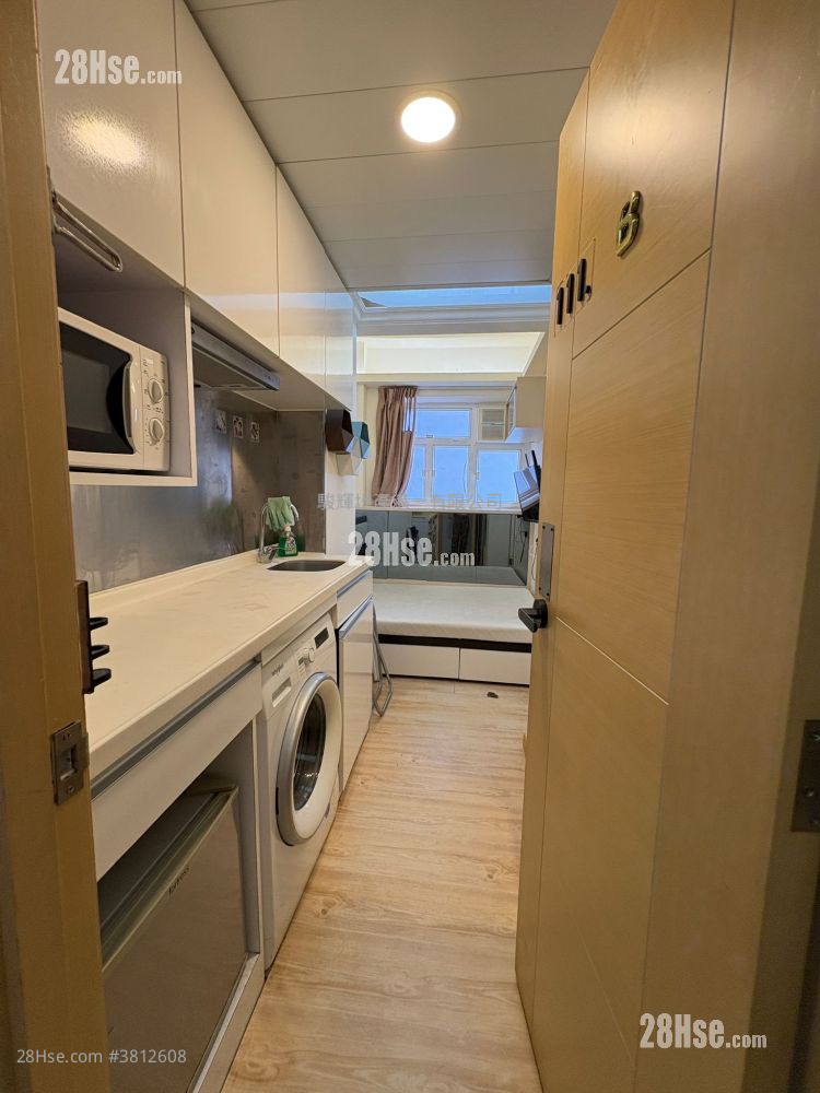 Kwong On Building Rental 140 ft²