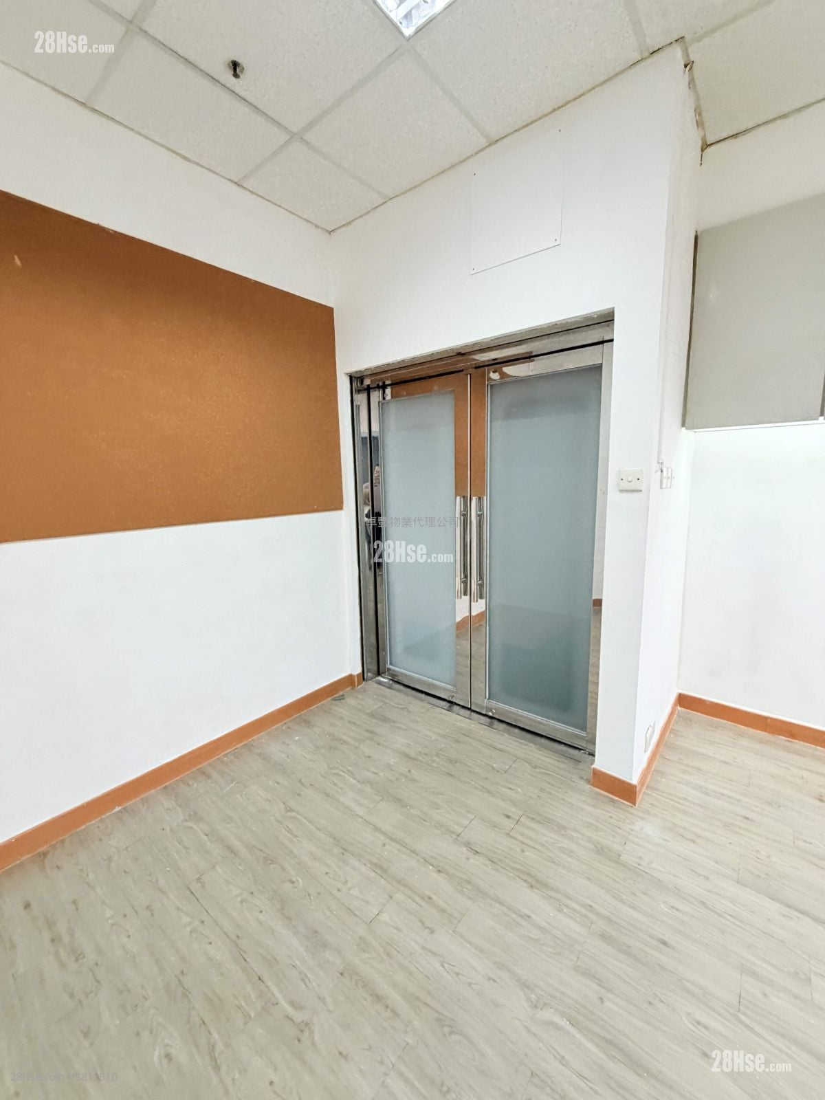 時運中心 租盤 3 房 1,150 平方呎