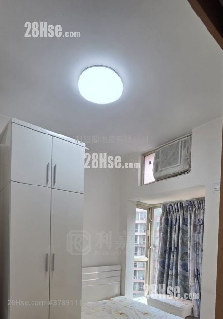 Avon Park Sell 2 Bedrooms , 1 Bathroom 400 ft²