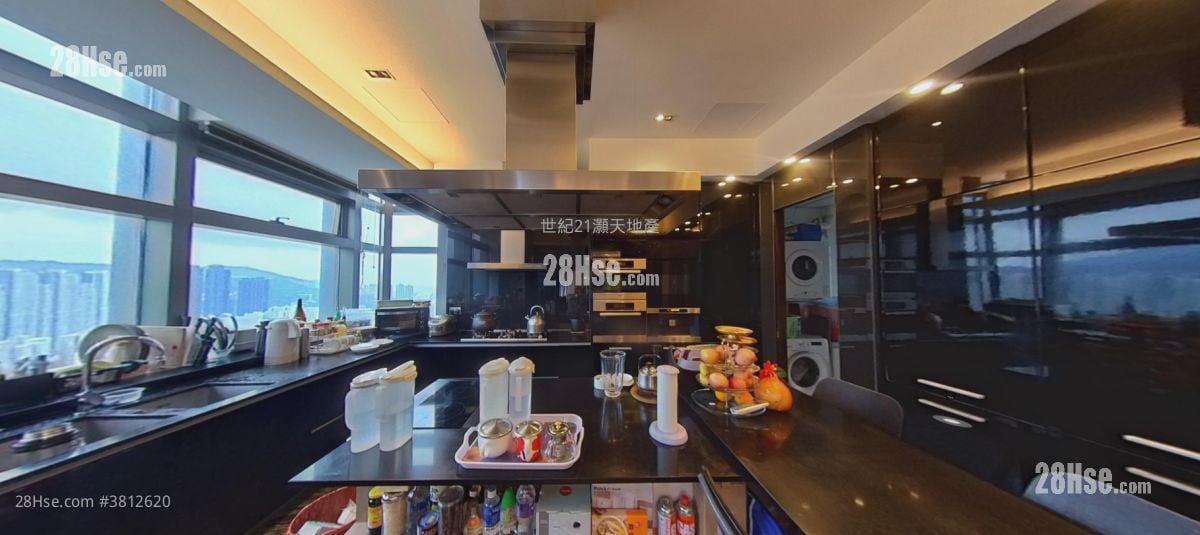 名家汇 租盘 5+ 房 , 5+ 浴室 3,930 平方尺