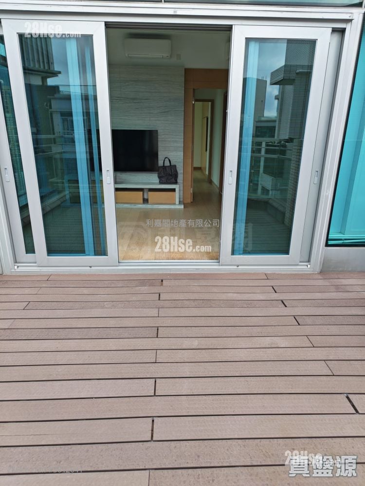 現崇山 租盤 932 平方呎