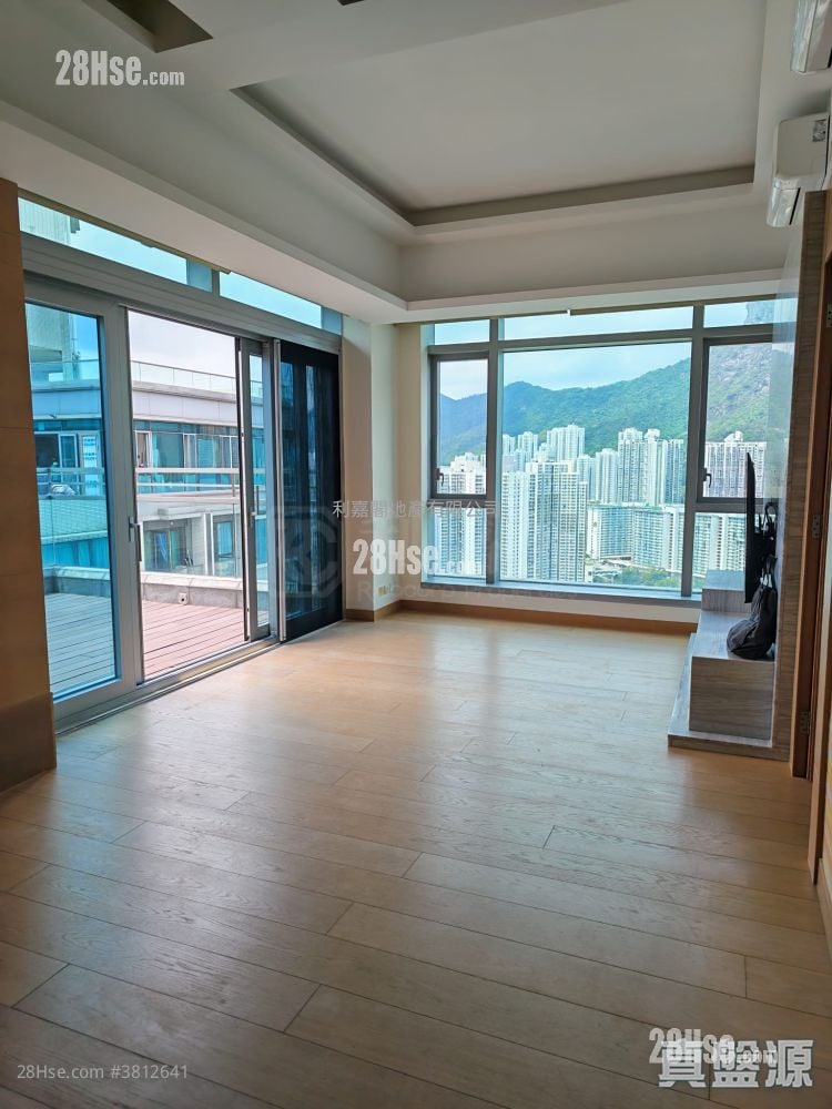 現崇山 租盤 932 平方呎