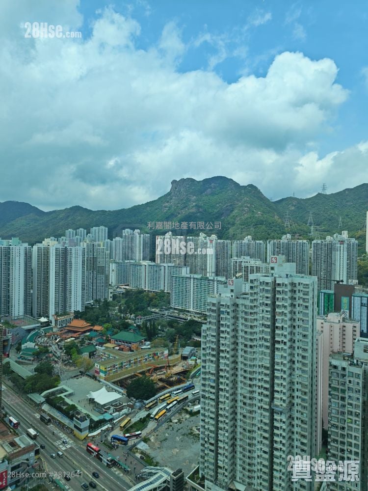 現崇山 租盤 932 平方呎