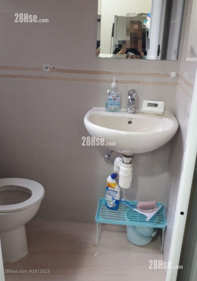 合和大厦 租盘 2 房 , 1 浴室 305 平方尺