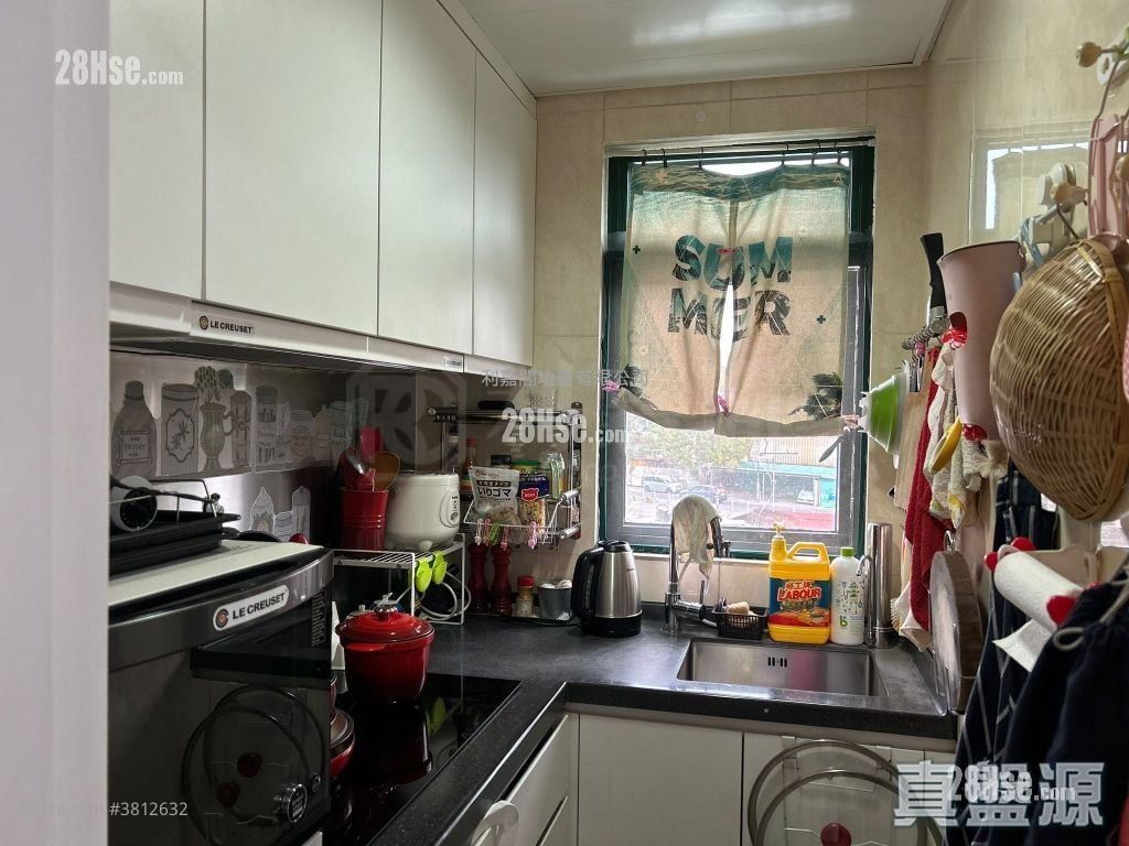 深灣畔 售盤 2 房 , 1 浴室 395 平方呎