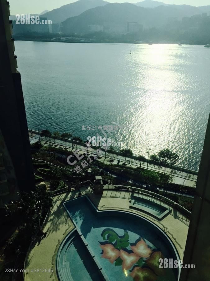 Baycrest Sell 2 Bedrooms , 1 Bathroom 586 ft²