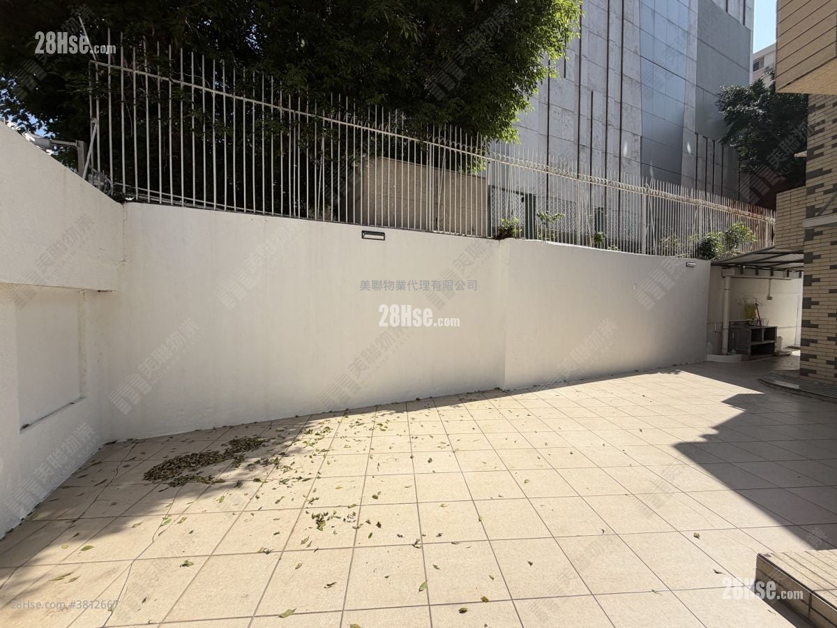 雅阁花园 售盘 3 房 , 2 浴室 1,696 平方尺