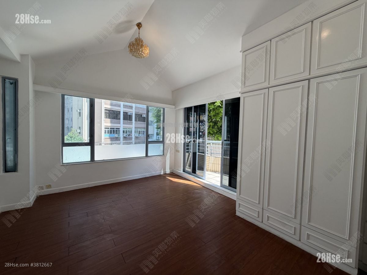 雅阁花园 售盘 3 房 , 2 浴室 1,696 平方尺