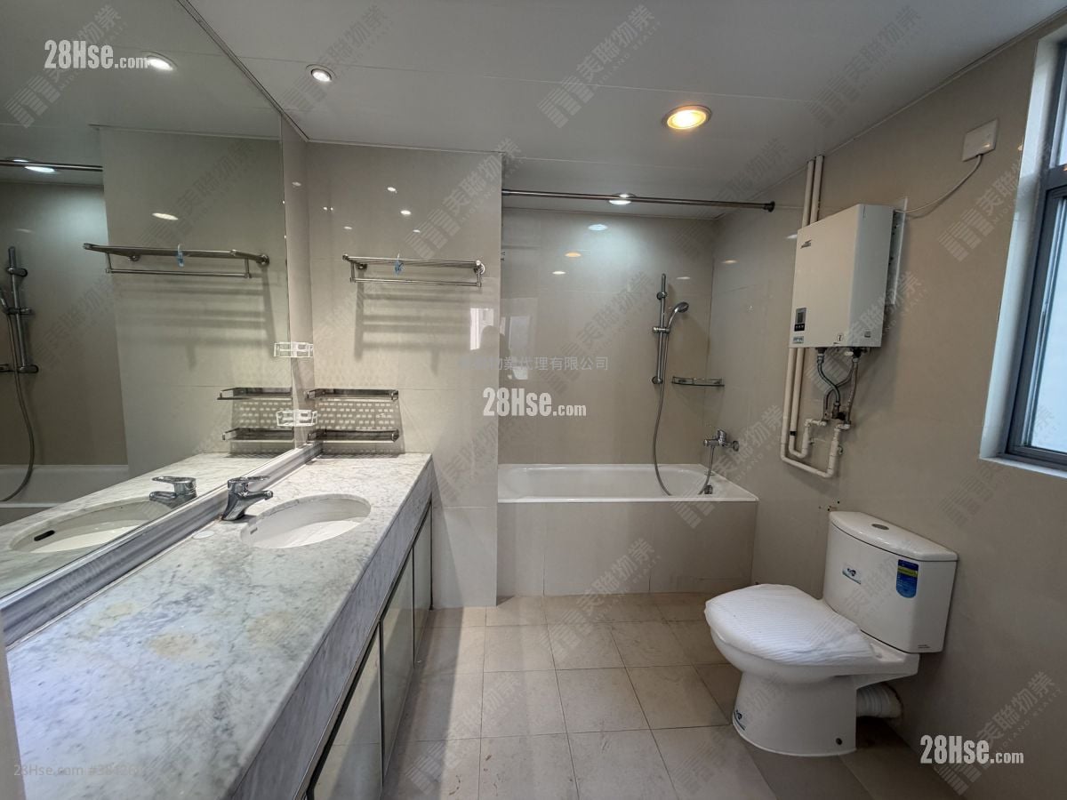 雅阁花园 售盘 3 房 , 2 浴室 1,696 平方尺