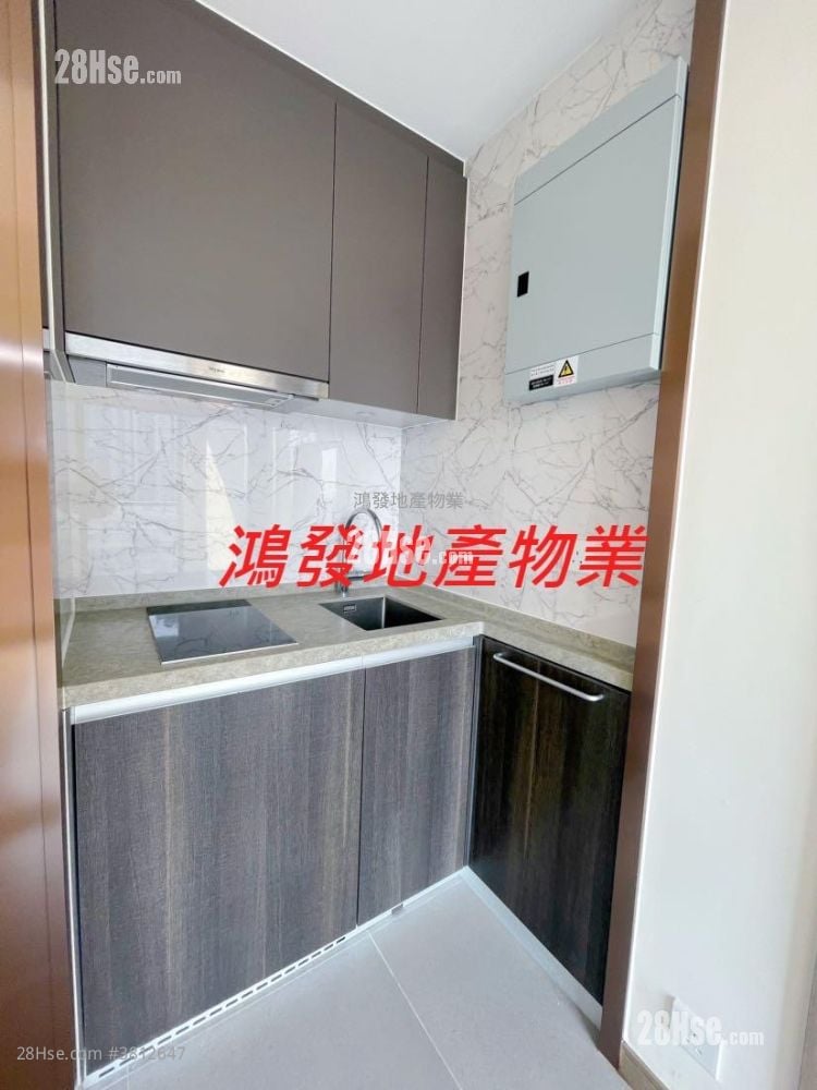 AVA228 租盘 1 房 , 1 浴室 236 平方尺