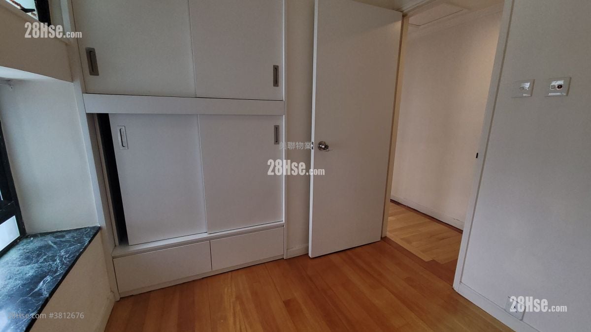 湾景花园 售盘 3 房 , 2 浴室 708 平方尺