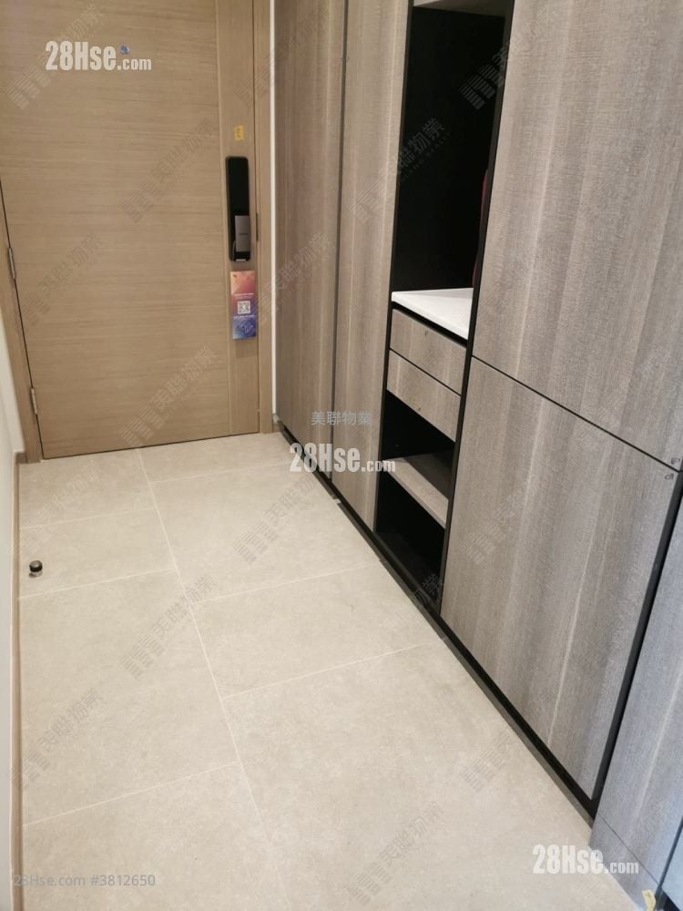 The Yoho Hub Rental 464 ft²