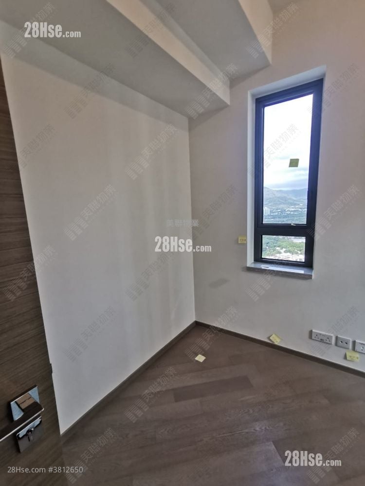 The Yoho Hub Rental 464 ft²