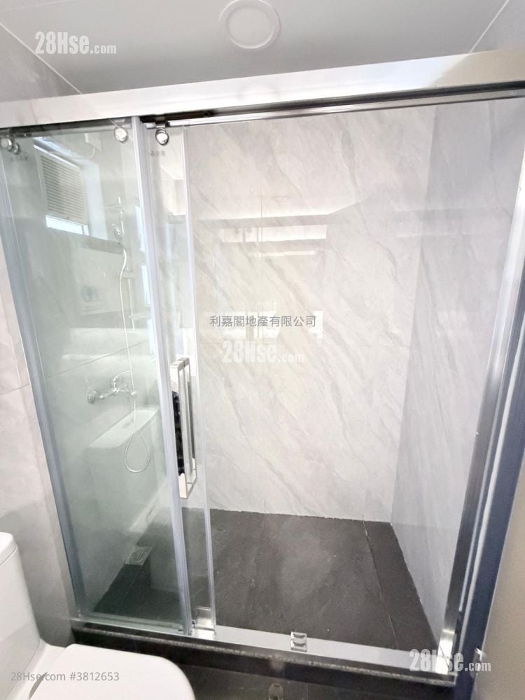 嘉湖山庄 售盘 2 房 446 平方尺