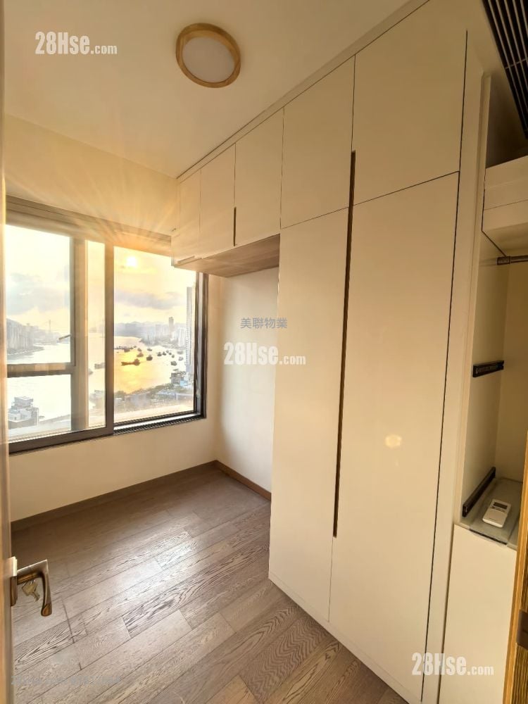 映日湾 售盘 3 房 , 2 浴室 644 平方尺