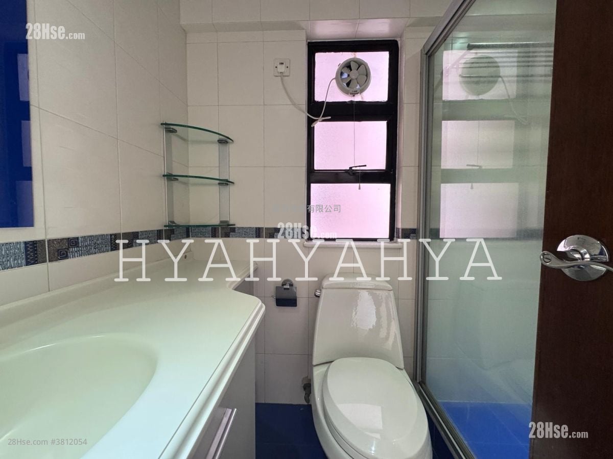 Primrose Court Rental 3 Bedrooms , 2 Bathrooms 659 ft²