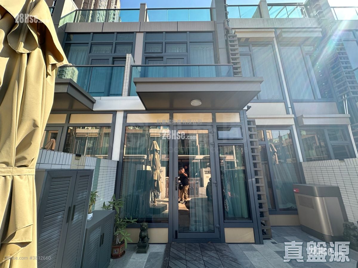 #Lyos Sell 3 Bedrooms , 2 Bathrooms 778 ft²