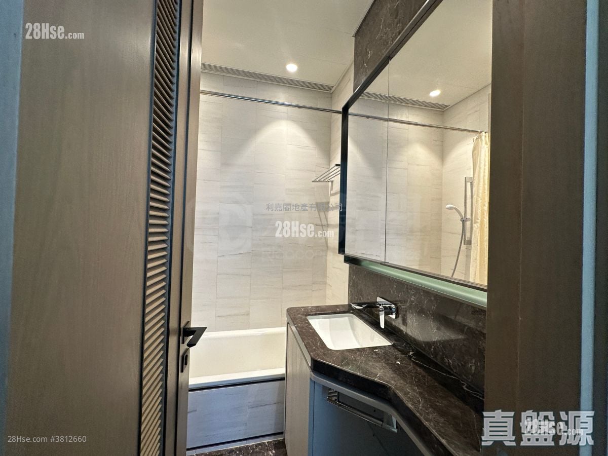 #Lyos Sell 3 Bedrooms , 2 Bathrooms 778 ft²