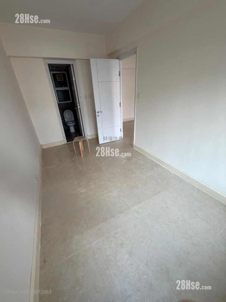 Festival City Sell 3 Bedrooms , 2 Bathrooms 742 ft²