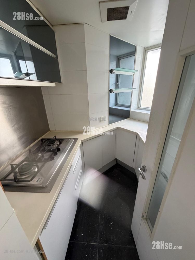 Festival City Sell 3 Bedrooms , 2 Bathrooms 742 ft²