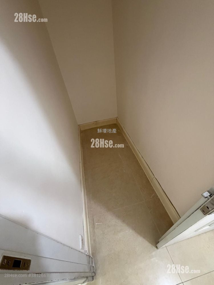 Festival City Sell 3 Bedrooms , 2 Bathrooms 742 ft²