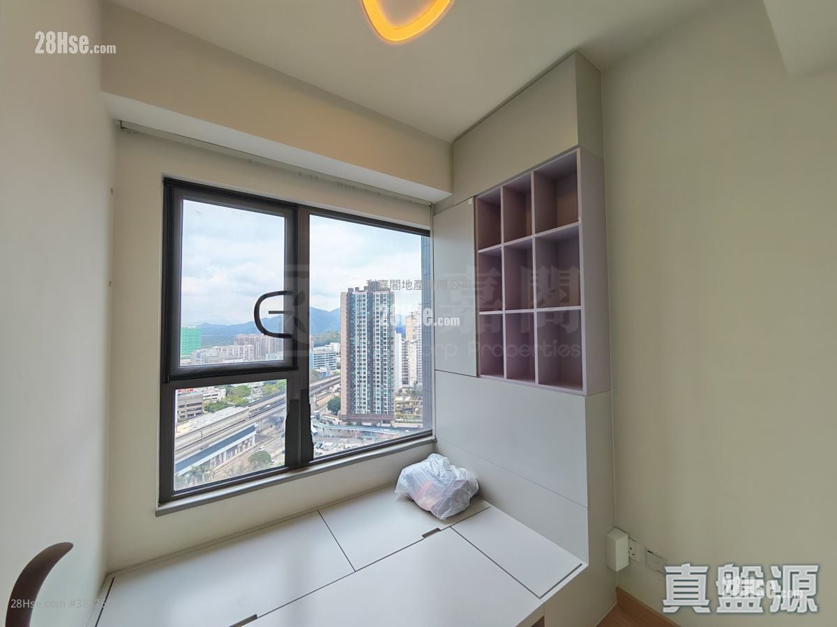 Sol City Sell 3 Bedrooms 736 ft²