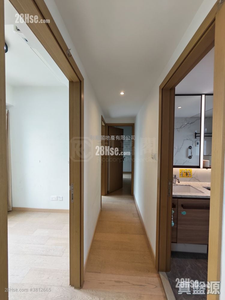 Sol City Sell 3 Bedrooms 736 ft²