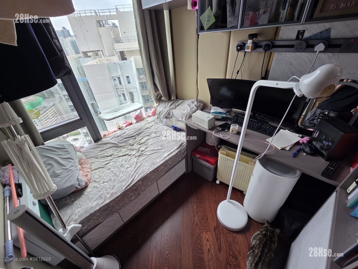 The Vertex Sell 2 Bedrooms , 1 Bathroom 446 ft²