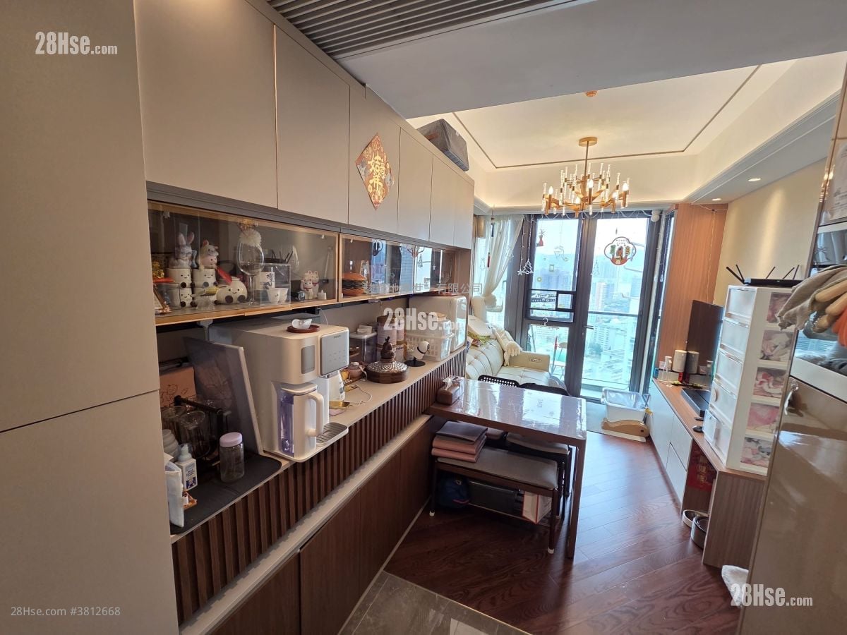 The Vertex Sell 2 Bedrooms , 1 Bathroom 446 ft²