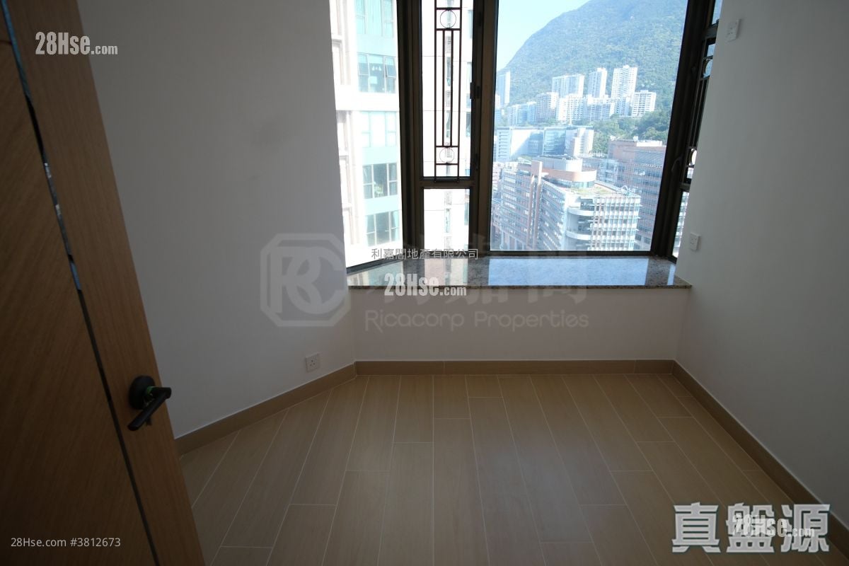 寶翠園 售盤 3 房 , 2 浴室 898 平方呎