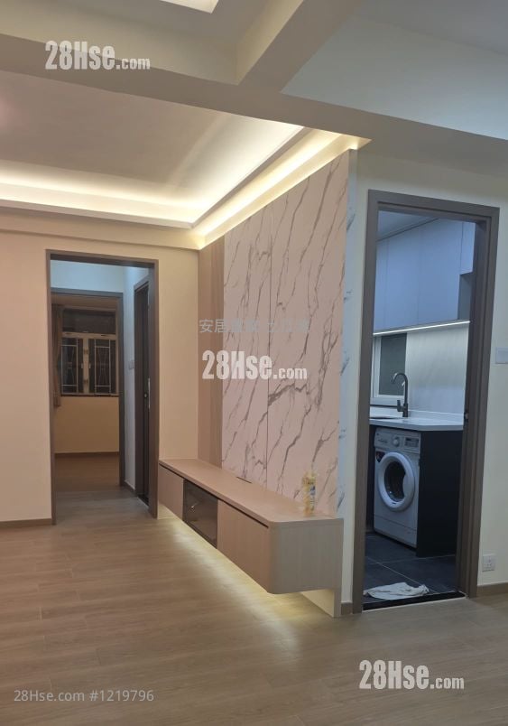 On Shun Building Sell 3 Bedrooms , 1 Bathroom 544 ft²