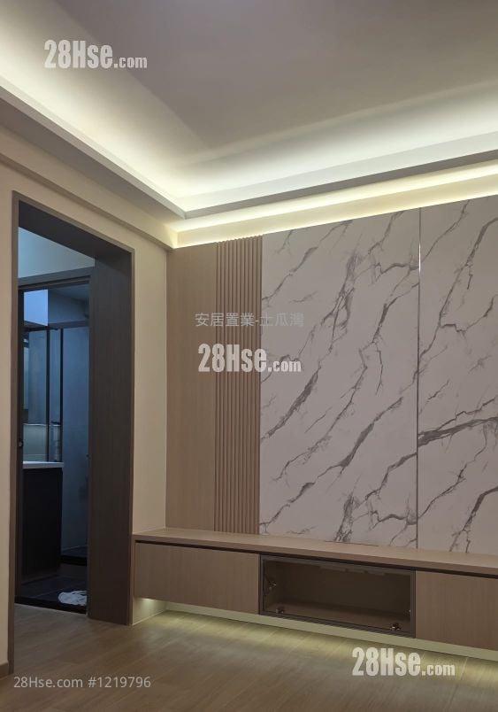 On Shun Building Sell 3 Bedrooms , 1 Bathroom 544 ft²