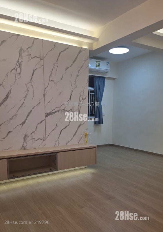 On Shun Building Sell 3 Bedrooms , 1 Bathroom 544 ft²