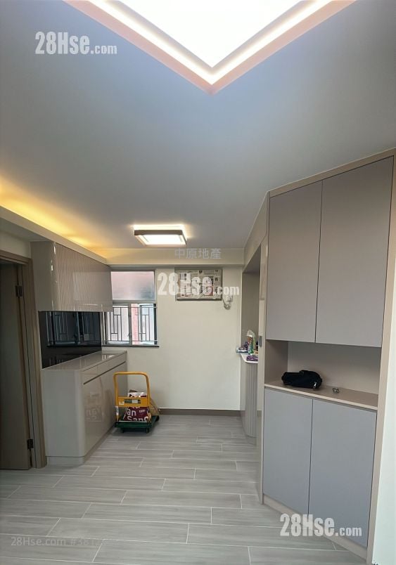 疊翠軒 售盤 3 房 , 2 浴室 591 平方呎