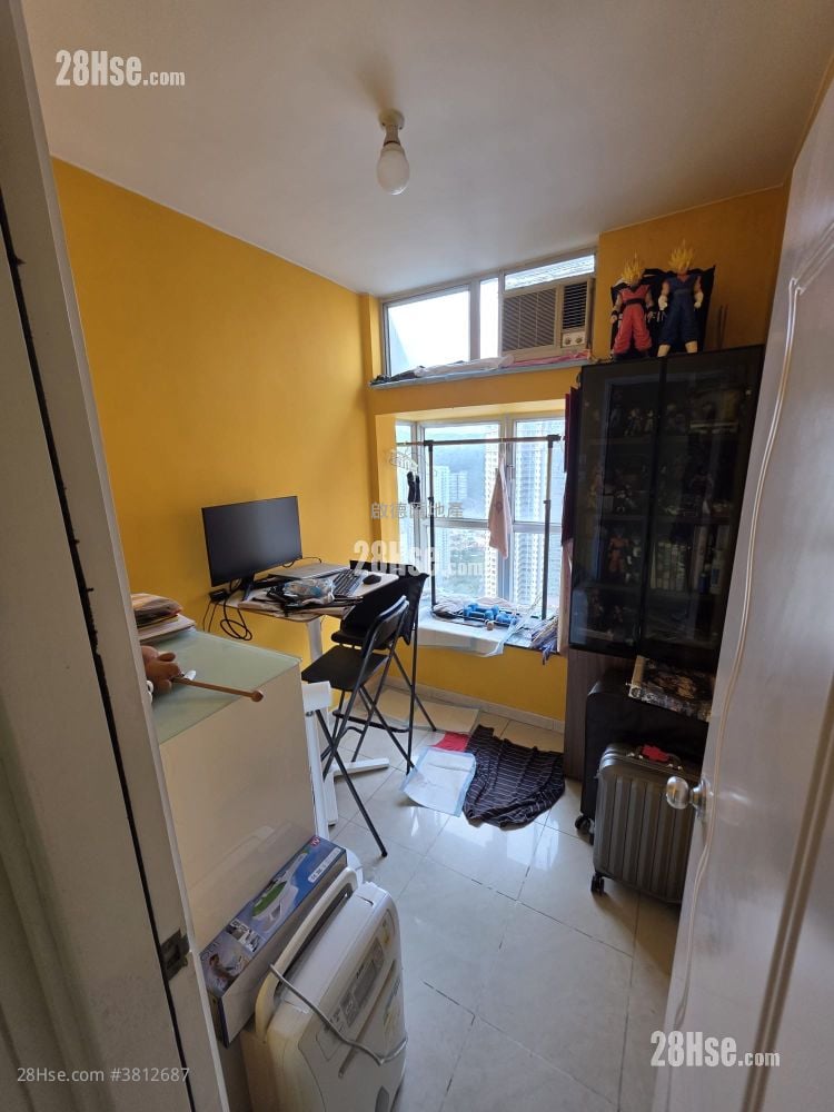 茵怡花园 售盘 3 房 , 2 浴室 555 平方尺