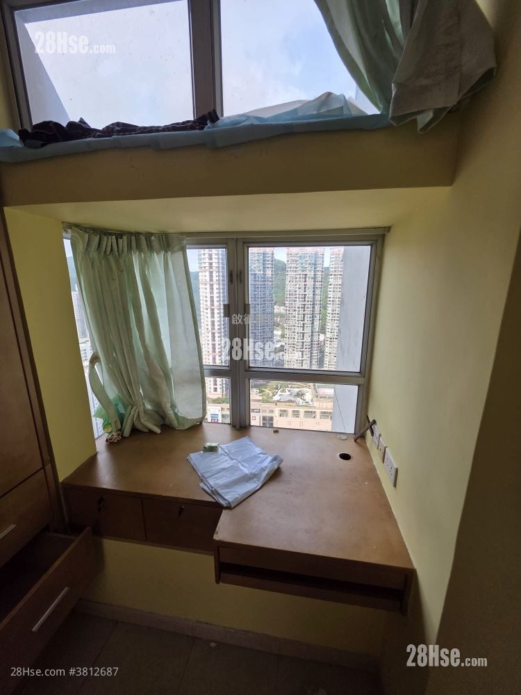 茵怡花园 售盘 3 房 , 2 浴室 555 平方尺